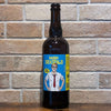 Bouteille Mister Sexapils Pilsner 75cl de Ouest Coast Brewery devant un mur de briques