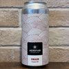 Canette Oikaze Double IPA 44 cl d’AERoFAB, étiquette blanche à motifs rouges sur fond de briques